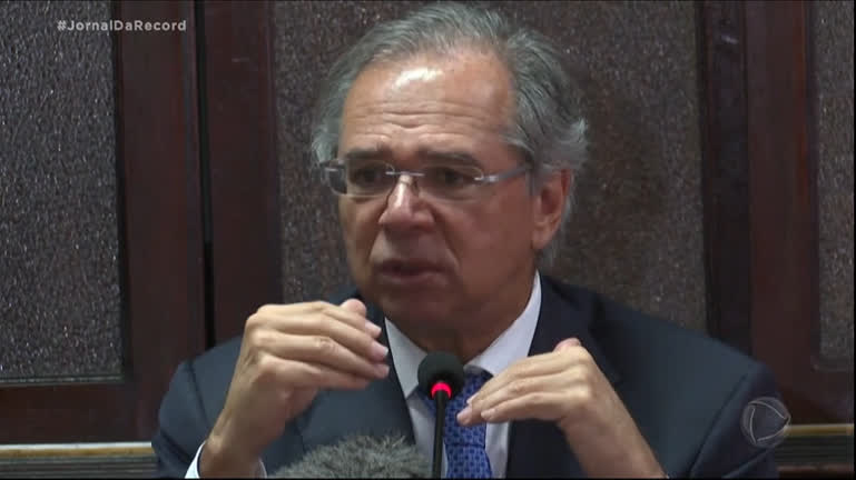 You are currently viewing Guedes comenta troca de comando na Petrobras durante Fórum Econômico Mundial em Davos
