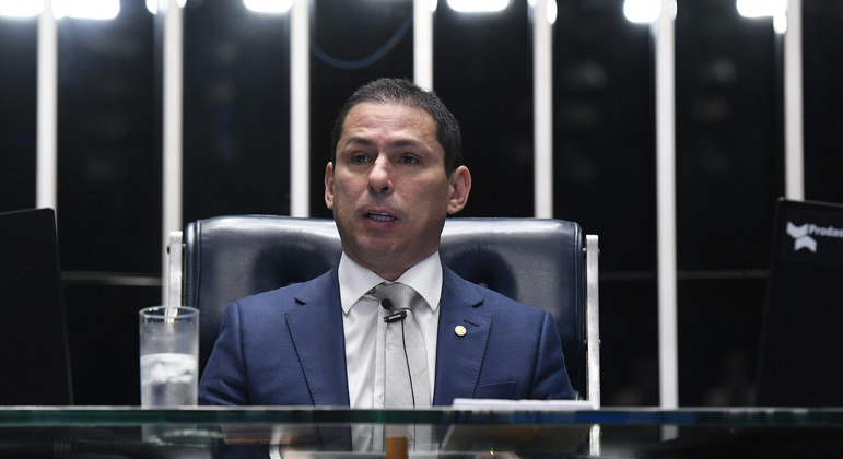 You are currently viewing Por decisão de Moraes, Marcelo Ramos perde vice-presidência da Câmara