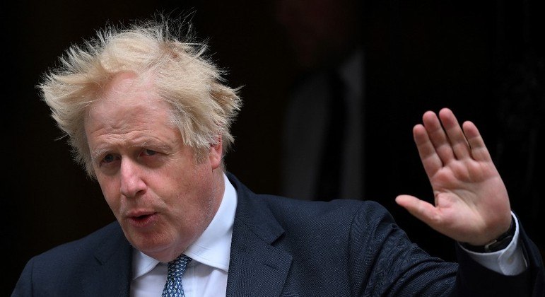 You are currently viewing Boris Johnson assume ‘total responsabilidade’ por festas durante a pandemia