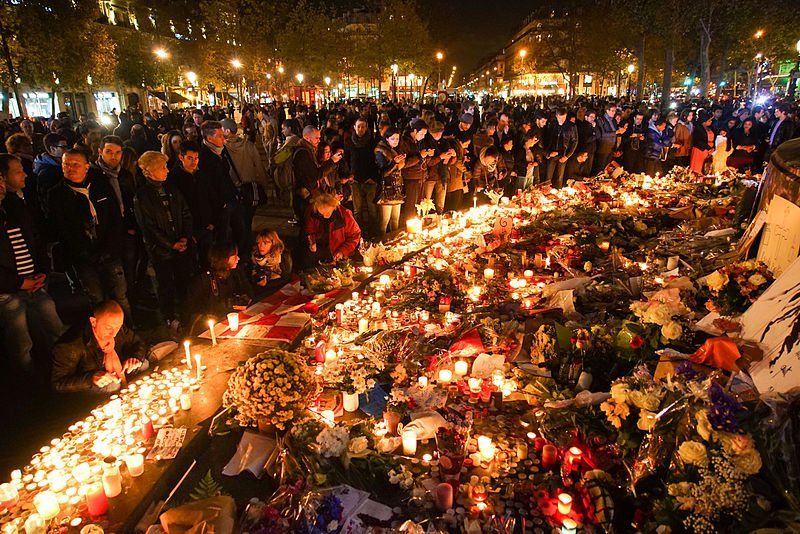 You are currently viewing Depois de 7 anos, autor de atentados em Paris é condenado