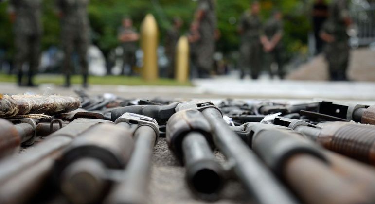 You are currently viewing Falso: redução de homicídios não tem relação com o aumento de armas no Brasil