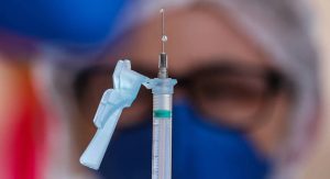 Read more about the article Ministério recomenda 4ª dose da vacina contra a Covid para pessoas com mais de 50 anos