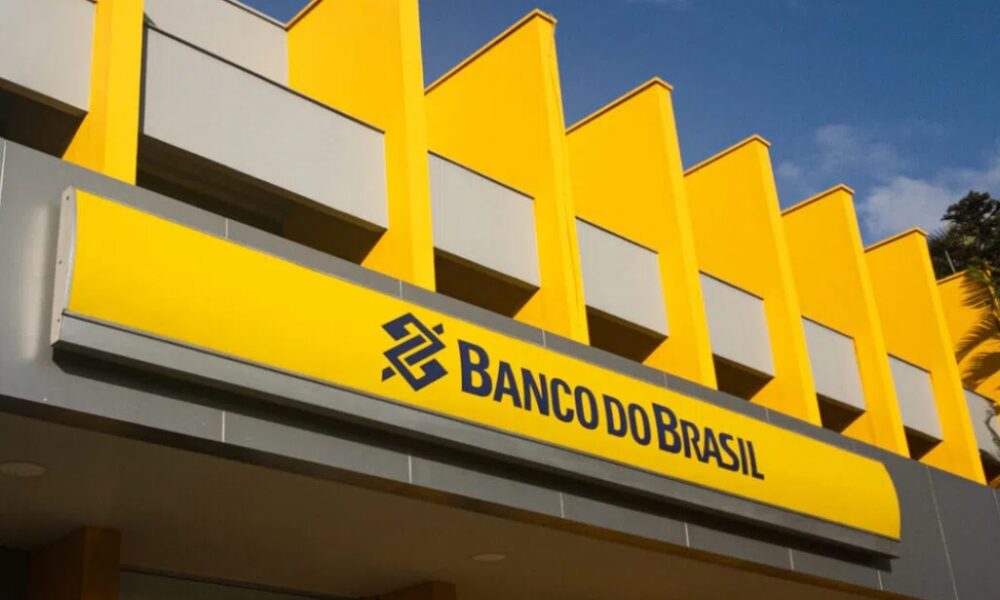 You are currently viewing Banco do Brasil oferece empréstimo via WhatsApp; confira