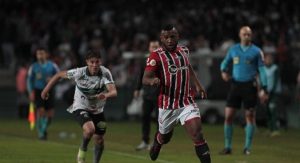 Read more about the article Rogério Ceni explica escalação de Luan no São Paulo