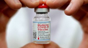 Read more about the article Agência dos EUA confirma eficácia da vacina anti-Covid da Moderna em bebês 