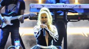 Read more about the article Entenda o que pode estar por trás do inchaço que mantém Joelma internada em SP