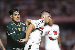 Read more about the article São Paulo x Palmeiras: onde assistir, escalações, desfalques e arbitragem | Brasileirão