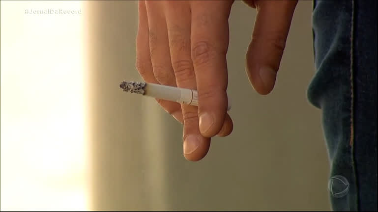 You are currently viewing Governo dos EUA quer reduzir a quantidade de nicotina dos cigarros