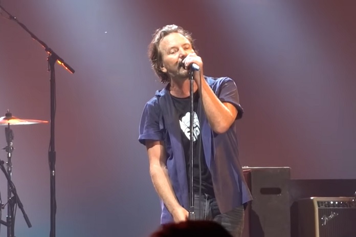 You are currently viewing Pearl Jam anuncia disco ao vivo da turnê de “Gigaton”; saiba mais