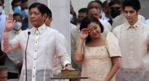 Read more about the article Filho do ditador Ferdinand Marcos assume a Presidência das Filipinas