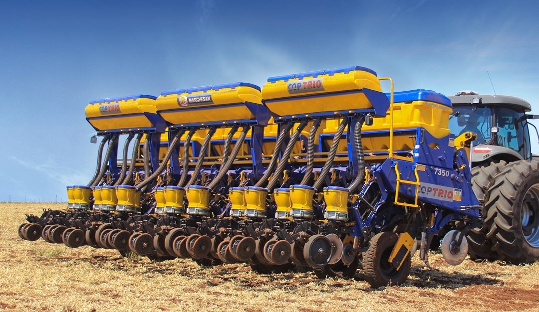 You are currently viewing Indústria de máquinas agrícolas do Brasil deve crescer quase 10%