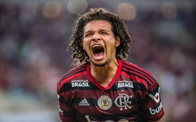 You are currently viewing Mais de 350 jogos e 10 títulos! Veja os números de Willian Arão com a camisa do Flamengo