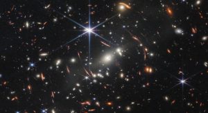 Read more about the article Telescópio Webb revela imagem da formação das primeiras galáxias