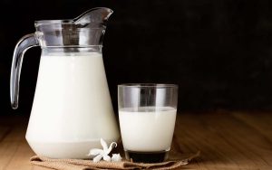 Read more about the article Valor do leite pago ao produtor não acompanha preço final