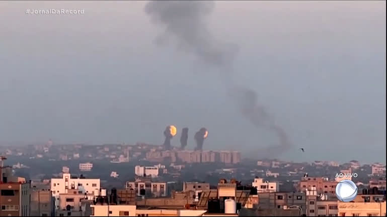You are currently viewing Exército de Israel ataca instalações do grupo extremista Hamas após ser alvo de foguetes