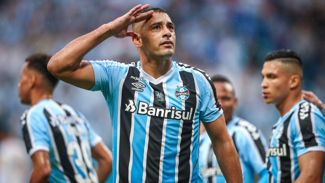 You are currently viewing Vidente crava destino do Grêmio na Série B