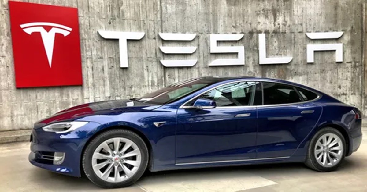 You are currently viewing Elon Musk pretende baixar os preços dos carros Tesla