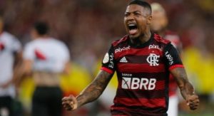 Read more about the article Marinho diz que Dorival uniu mais os jogadores do Flamengo e ressalta felicidade mesmo fora de posição