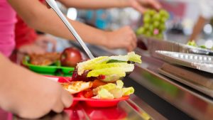Read more about the article Conheça a importância da alimentação saudável para crianças em fase escolar