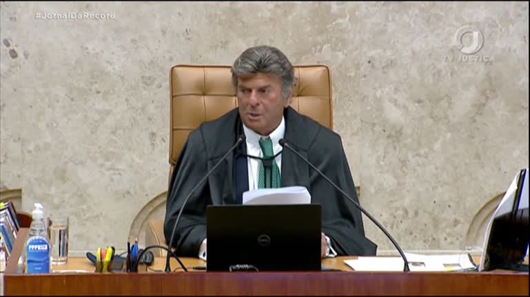 You are currently viewing Na volta do Judiciário, Fux pede a candidatos e eleitores que respeitem a Constituição