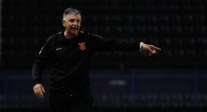 Read more about the article Técnico avalia estreia do Corinthians no Brasileirão Sub-17 e destaca empenho da equipe