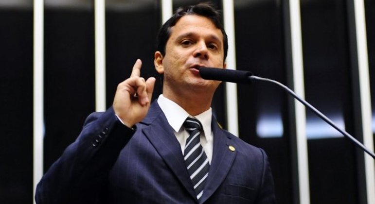 You are currently viewing União Brasil decide lançar Reguffe ao Governo do Distrito Federal