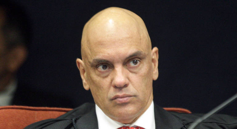 You are currently viewing Senado convida Moraes e Aras para discutir inquérito das fake news