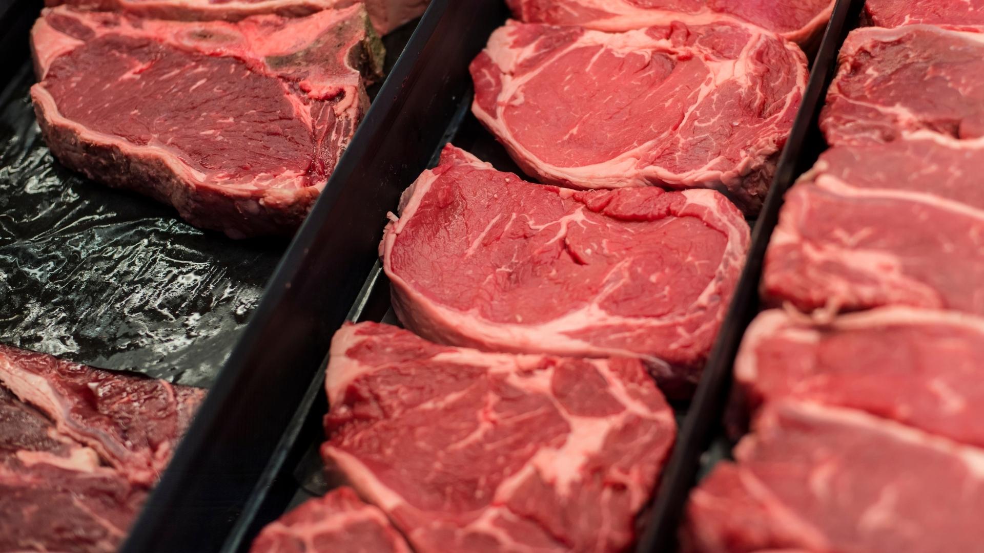 You are currently viewing Novo estudo aponta nova relação entre a digestão da carne vermelha e as doenças cardiovasculares
