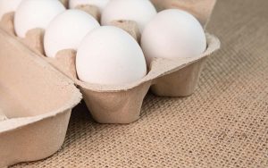 Read more about the article Ovos: Preços dos ovos comerciais têm nova máxima nominal