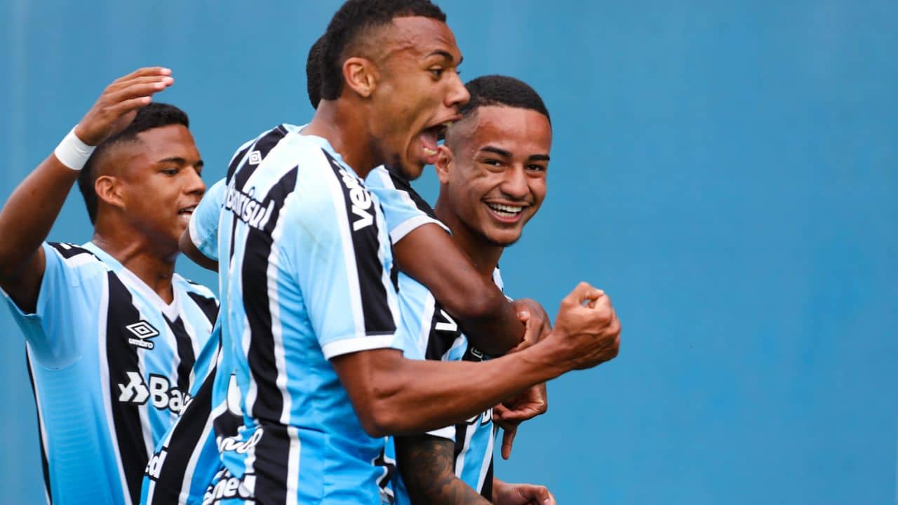 You are currently viewing Gauchão Sub-20: Grêmio bate o Juventude nos pênaltis e está na final após três anos