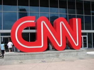 Read more about the article CEO da CNN norte-americana prevê cortes na emissora