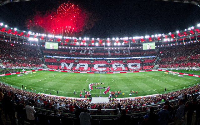 You are currently viewing “Por tua Nação”: torcida do Flamengo exibe mosaico imponente em ‘decisão’ da Libertadores