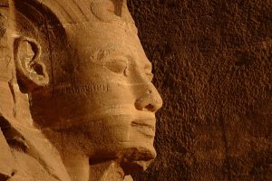 Read more about the article Relíquias da época do faraó Ramsés II são encontradas ‘por acaso’
