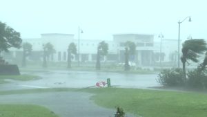 Read more about the article Vídeo: veja a passagem do furacão Ian pelos EUA