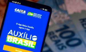 Read more about the article Até o final do ano, mais famílias devem entrar para o Auxílio Brasil