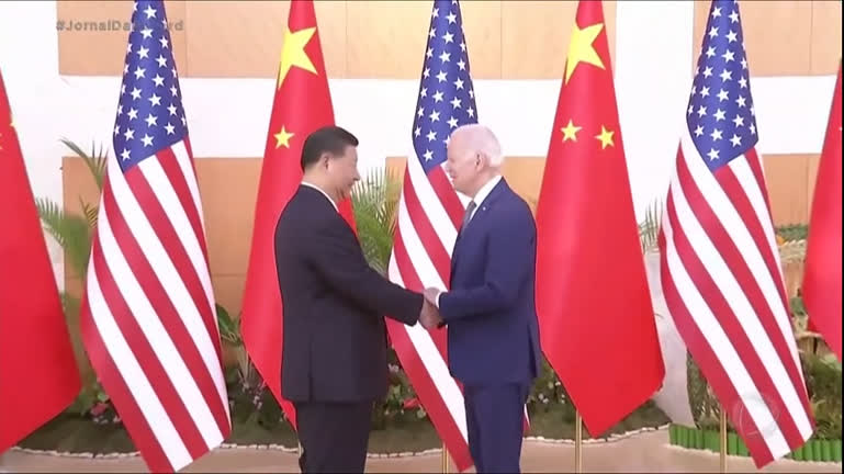 You are currently viewing Biden e Xi Jinping se encontram na Indonésia e falam sobre Taiwan