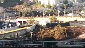 Read more about the article Ataques terroristas provocam pelo menos uma morte em rodovia que liga Jerusalém a Tel Aviv