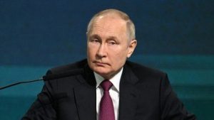 Read more about the article Putin fala em ‘graves consequências’ se preço do petróleo russo for limitado
