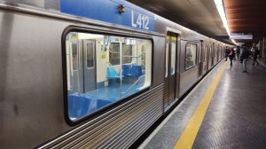 Read more about the article Falha em trem provoca lentidão na Linha 1-Azul neste sábado (10)