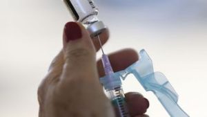 Read more about the article Ministério da Saúde recebe mais de 1 milhão de vacinas bivalentes contra Covid-19
