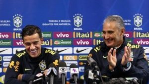Read more about the article Corinthians quer Philippe Coutinho como reforço. Diretoria sabe. Contratação tiraria o foco da perda de Vítor Pereira para o Flamengo