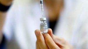Read more about the article Agência reguladora dos EUA admitiu que vacina da Pfizer causa coágulos? Falso
