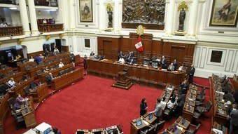 You are currently viewing Peru antecipa eleições gerais para abril de 2024 em busca de uma solução para a crise