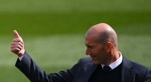 Read more about the article CBF pensa em Zidane para comandar a Seleção Brasileira, diz jornal