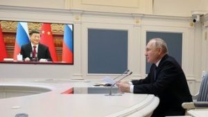 Read more about the article Putin diz querer reforçar cooperação militar Rússia-China em reunião com Xi Jinping