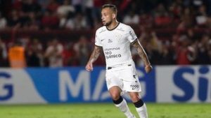 Read more about the article Corinthians acerta permanência de Maycon por mais uma temporada