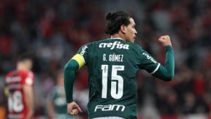 Read more about the article De contrato renovado, Gustavo Gómez pode quebrar recordes no Palmeiras