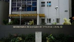 Read more about the article Polícia prende homem que tentou matar ex-mulher a facadas no RJ