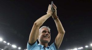 Read more about the article Luís Castro exalta empenho do Botafogo e opina sobre saída de Jeffinho: ‘Minha função é treinar’