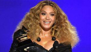 Read more about the article Grammy 2023: Produtor fala sobre expectativas para cerimônia e possível momento histórico de Beyoncé